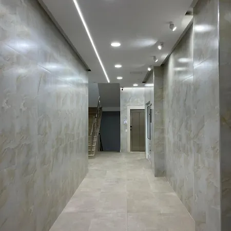 Luxury Next To Us Embassy Apartment *